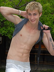 Sexy boy showing his nakeed body without shy