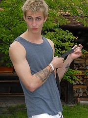 Sexy boy showing his nakeed body without shy